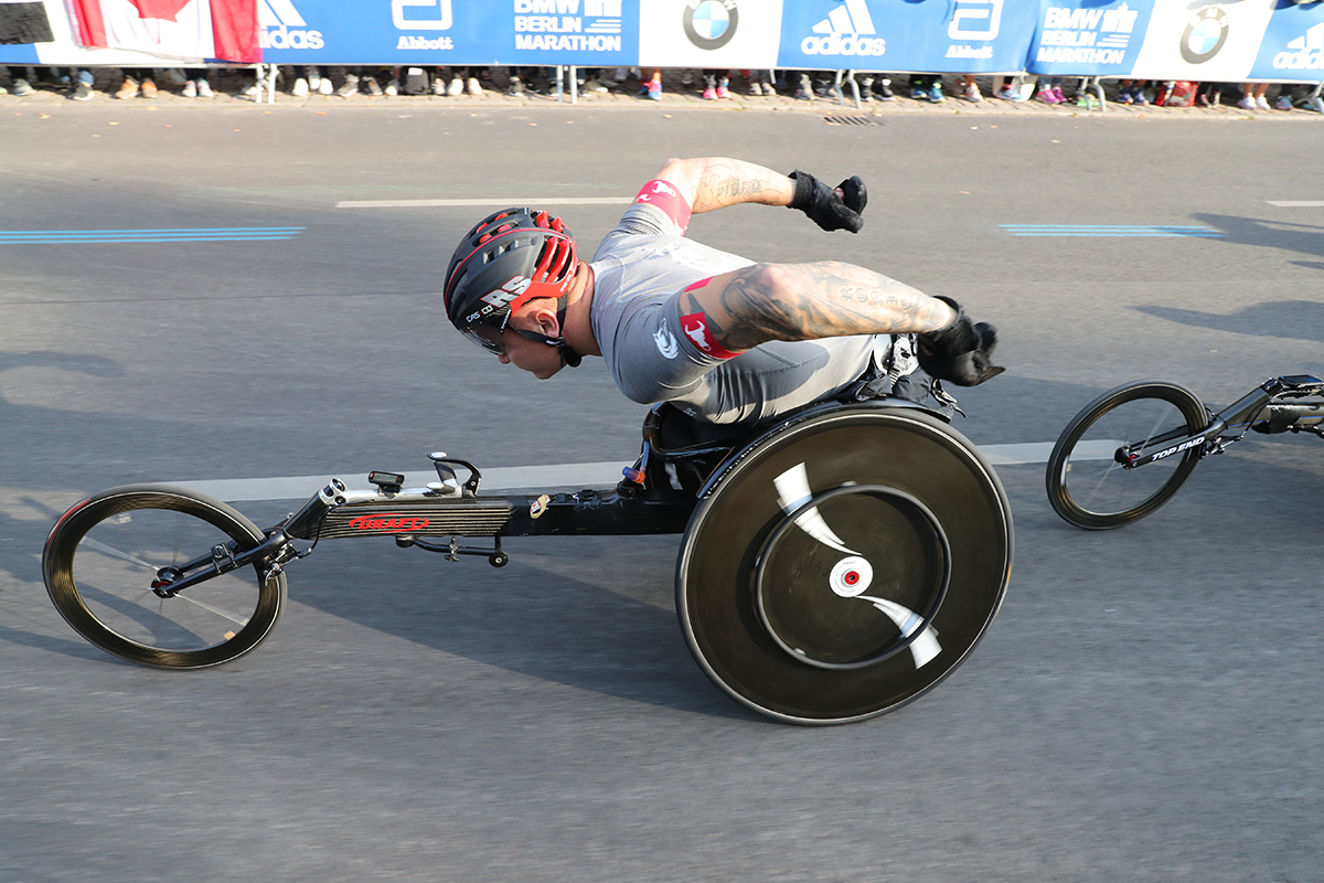 David Weir (GBR) won eight times the London Marathon and is a contender for the title in Berlin.